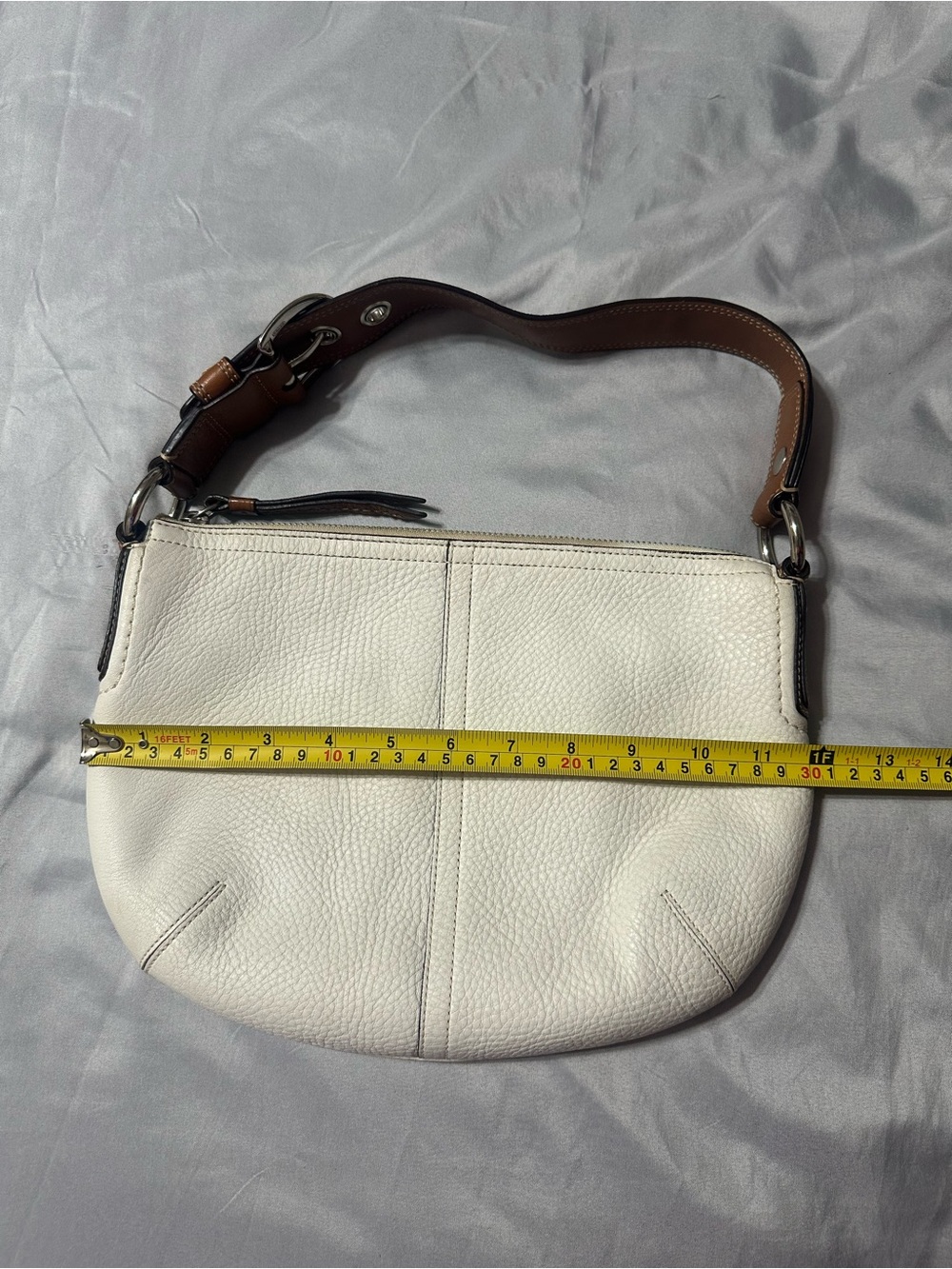 COACH HANDBAG - Picture 7 of 10
